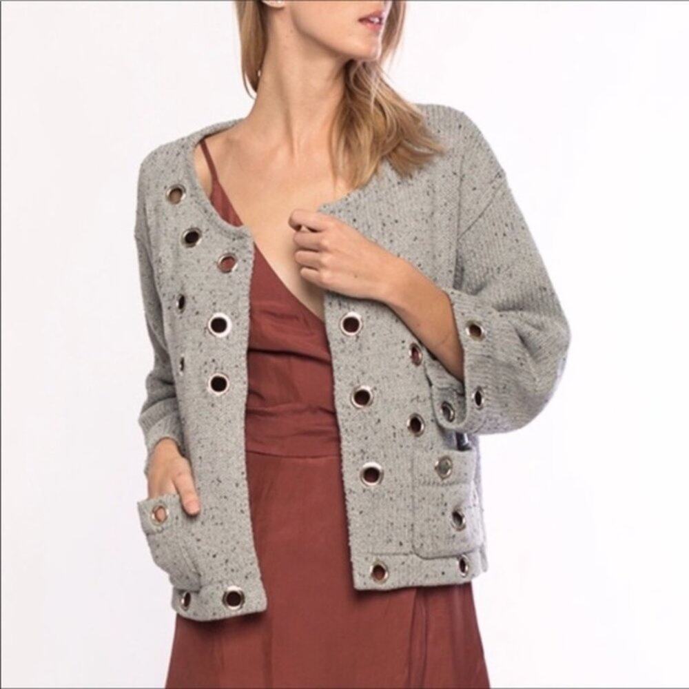 Line + Dot Gray Grommet Chunky Knit Cardigan